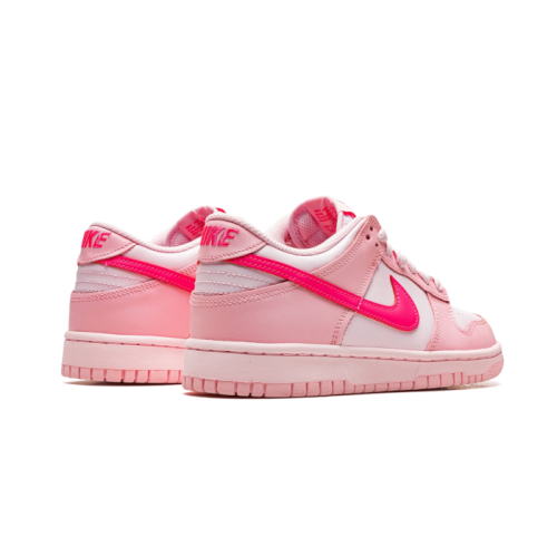 Nike Dunk Low Triple Pink (Barbie) Nike Dunk Low Triple Pink (Barbie)