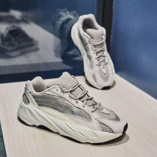 Adidas Yeezy 700 V2 Static Adidas Yeezy 700 V2 Static