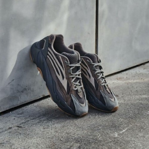 Adidas Yeezy 700 V2 Geode Adidas Yeezy 700 V2 Geode