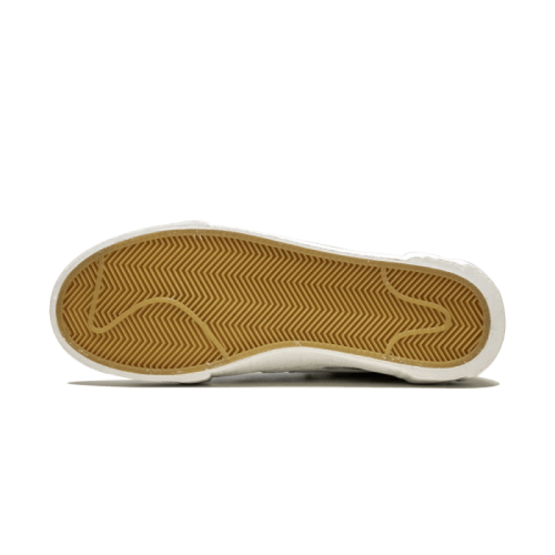 Nike Blazer Mid Sacai White Black Legend Blue Nike Blazer Mid Sacai White Black Legend Blue