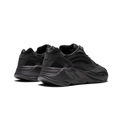 Adidas Yeezy 700 V2 Vanta Adidas Yeezy 700 V2 Vanta