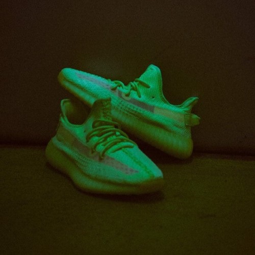 Adidas Yeezy Boost 350 V2 Glow in the Dark Adidas Yeezy Boost 350 V2 Glow in the Dark