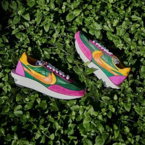 Nike LD Waffle Sacai Pine Green Del Sol Nike LD Waffle Sacai Pine Green Del Sol