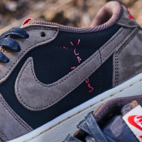 Air Jordan 1 Retro Low Travis Scott Air Jordan 1 Retro Low Travis Scott