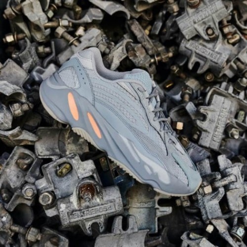 Adidas Yeezy 700 V2 Inertia Adidas Yeezy 700 V2 Inertia