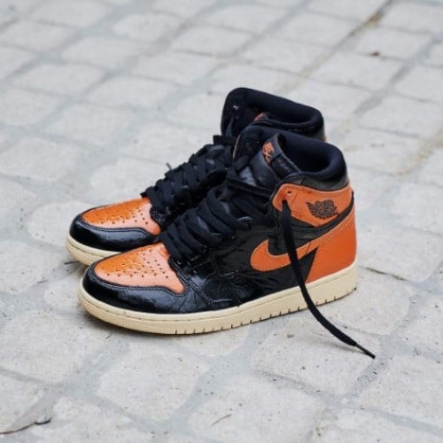 Air Jordan 1 Retro High Shattered Backboard 3.0 Air Jordan 1 Retro High Shattered Backboard 3.0