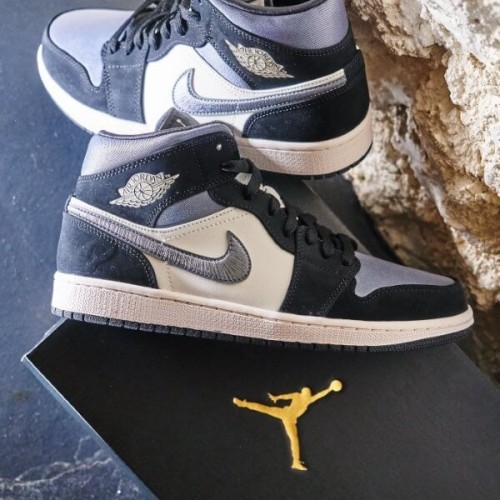 Air Jordan 1 Mid Satin Grey Toe Air Jordan 1 Mid Satin Grey Toe