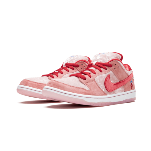 Nike SB Dunk Low StrangeLove Nike SB Dunk Low StrangeLove