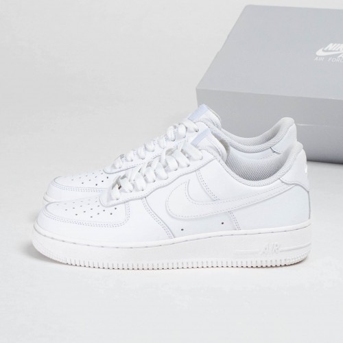 Nike Air Force 1 Low '07 Triple White Nike Air Force 1 Low '07 Triple White