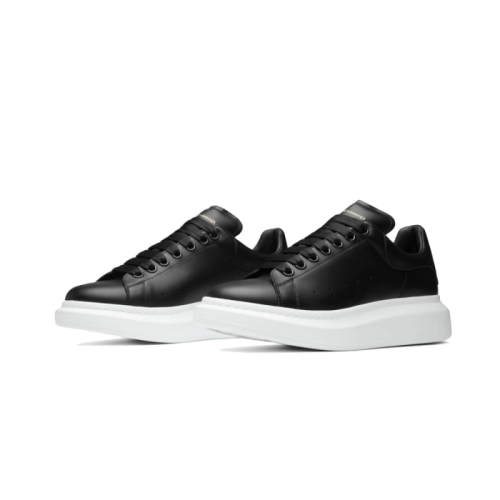 Alexander McQueen Oversized Black Alexander McQueen Oversized Black