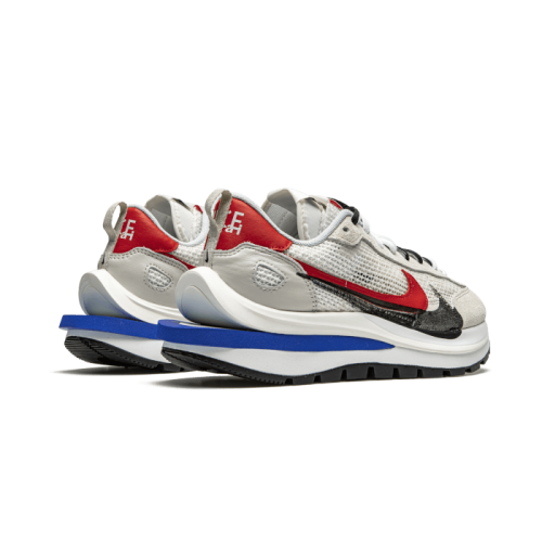Nike Vaporwaffle Sacai Sport Fuchsia Game Royal Nike Vaporwaffle Sacai Sport Fuchsia Game Royal