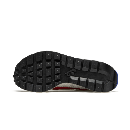 Nike Vaporwaffle Sacai Sport Fuchsia Game Royal Nike Vaporwaffle Sacai Sport Fuchsia Game Royal