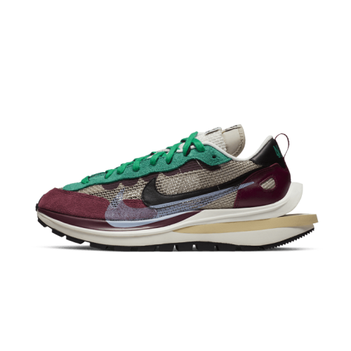 Nike Vaporwaffle Sacai Villain Red Neptune Green Nike Vaporwaffle Sacai Villain Red Neptune Green