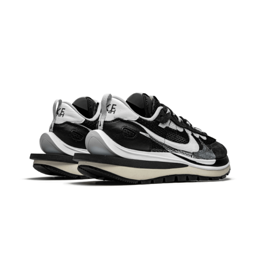 Nike Vaporwaffle Sacai Black White Nike Vaporwaffle Sacai Black White