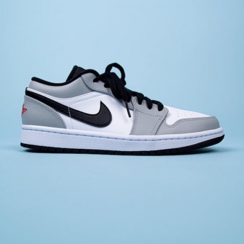 Air Jordan 1 Low Light Smoke Grey Air Jordan 1 Low Light Smoke Grey
