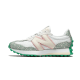 New Balance 327 Casablanca Holly Green New Balance 327 Casablanca Holly Green