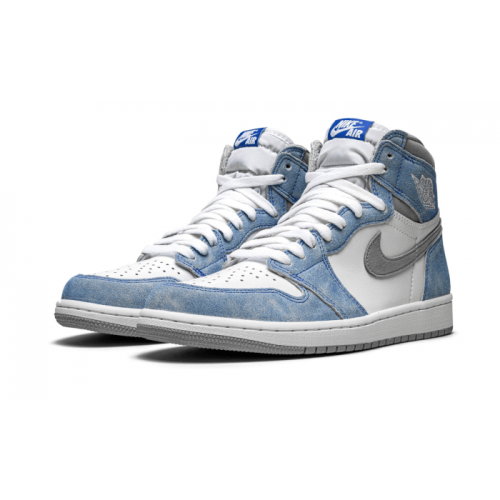 Air Jordan 1 Retro High OG Hyper Royal Air Jordan 1 Retro High OG Hyper Royal