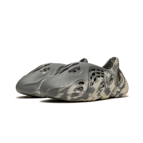 Adidas Yeezy Foam RNNR MXT Moon Gray Adidas Yeezy Foam RNNR MXT Moon Gray