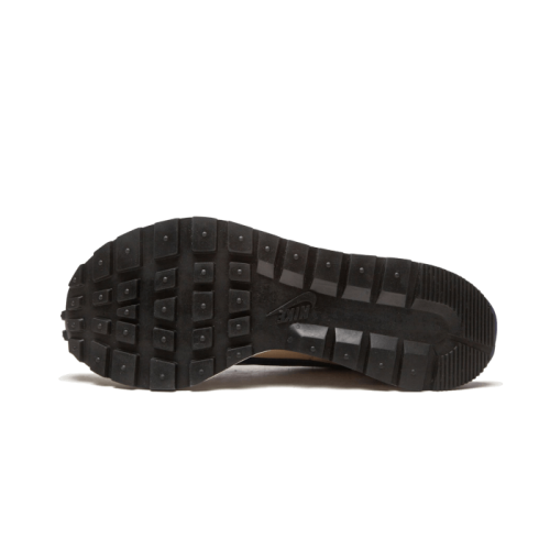 Nike Vaporwaffle Sacai Tan Navy Nike Vaporwaffle Sacai Tan Navy