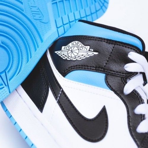 Air Jordan 1 Mid University Black White Air Jordan 1 Mid University Black White