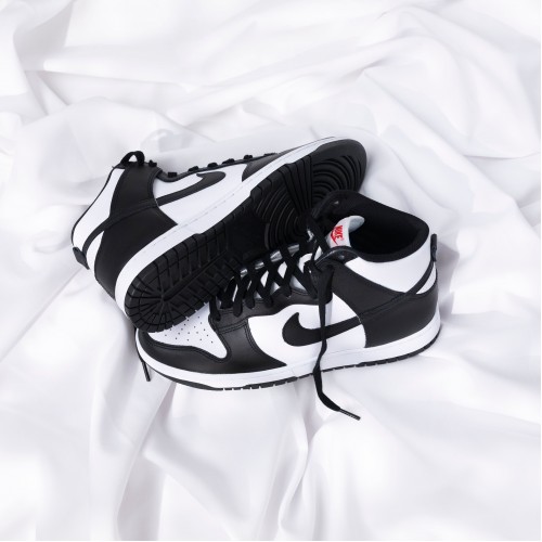 Nike Dunk High Panda (2021) Nike Dunk High Panda (2021)