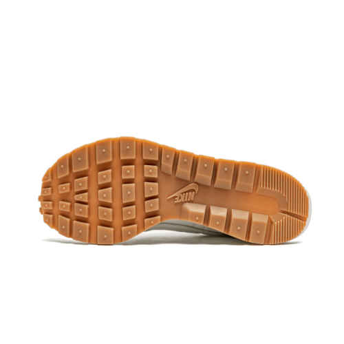 Nike Vaporwaffle Sacai Sail Gum Nike Vaporwaffle Sacai Sail Gum