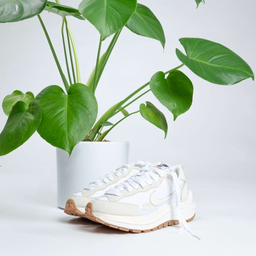Nike Vaporwaffle Sacai Sail Gum Nike Vaporwaffle Sacai Sail Gum