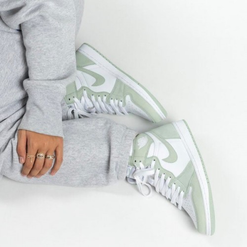 Air Jordan 1 High OG Seafoam Air Jordan 1 High OG Seafoam