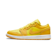 Air Jordan 1 Low Yellow Strike Air Jordan 1 Low Yellow Strike