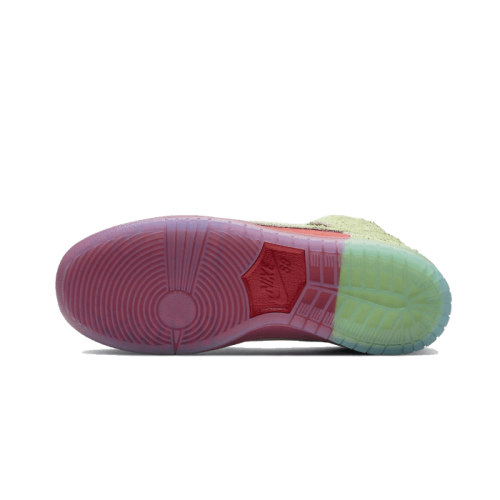 Nike SB Dunk High Pro QS Strawberry Cough Nike SB Dunk High Pro QS Strawberry Cough