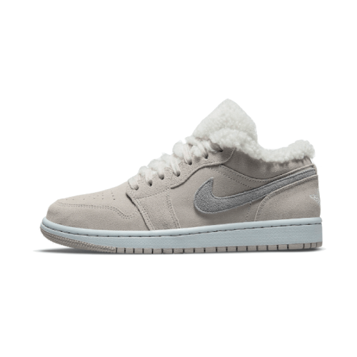Air Jordan 1 Low SE Sherpa Fleece Air Jordan 1 Low SE Sherpa Fleece