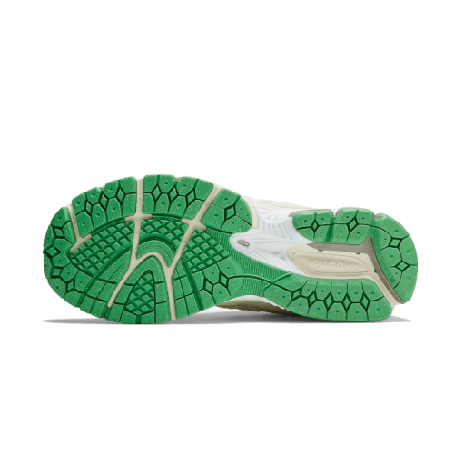 New Balance 2002R GANNI Turtledove New Balance 2002R GANNI Turtledove