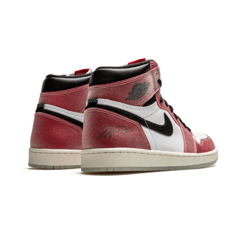 Air Jordan 1 Retro High Trophy Room Chicago (Friends & Family) Air Jordan 1 Retro High Trophy Room Chicago (Friends & Family)