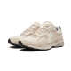 New Balance 2002R Light Bone Aluminium New Balance 2002R Light Bone Aluminium