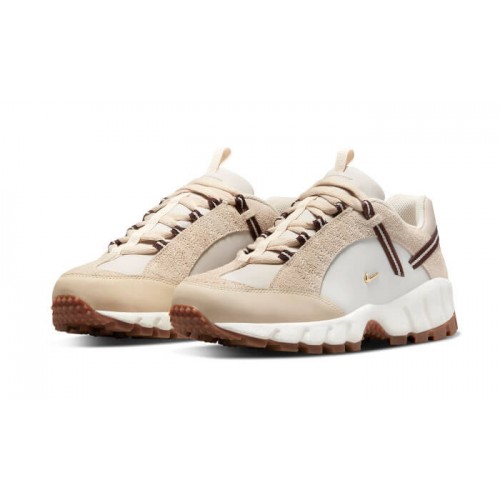 Nike Air Humara LX Jacquemus Beige Nike Air Humara LX Jacquemus Beige