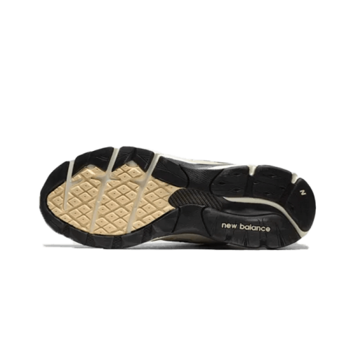 New Balance 990 V3 Made In USA Teddy Santis Moonbeam New Balance 990 V3 Made In USA Teddy Santis Moonbeam