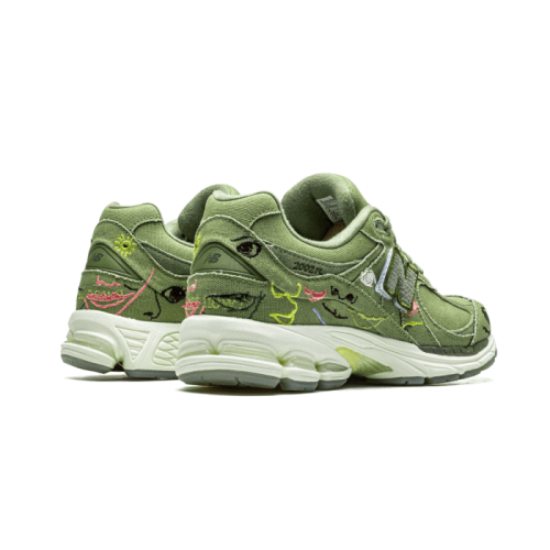 New Balance 2002R Bryant Giles Olive Green New Balance 2002R Bryant Giles Olive Green