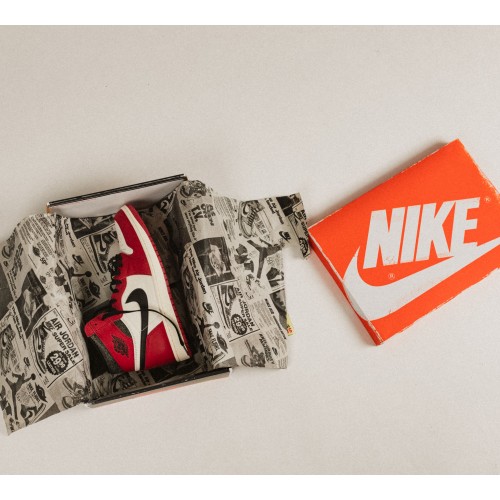Air Jordan 1 High Chicago Lost And Found (Reimagined) Air Jordan 1 High Chicago Lost And Found (Reimagined)