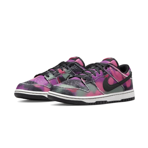 Nike Dunk Low Graffiti Pink Nike Dunk Low Graffiti Pink