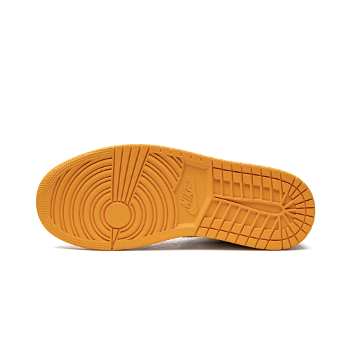 Air Jordan 1 Mid Taxi Air Jordan 1 Mid Taxi