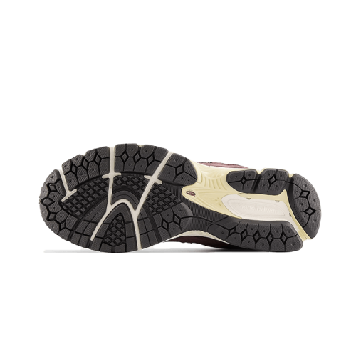 New Balance 2002R Truffle New Balance 2002R Truffle