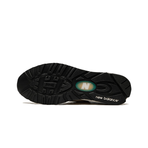 New Balance 990 V2 Kith Tannin New Balance 990 V2 Kith Tannin