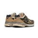 New Balance 990 v3 Made In USA Green Cream New Balance 990 v3 Made In USA Green Cream