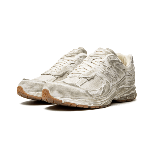 New Balance 2002R Protection Pack Distressed New Balance 2002R Protection Pack Distressed