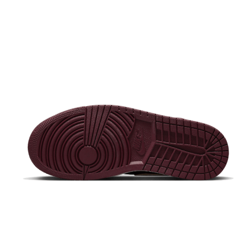 Air Jordan 1 Mid Split Beach Cherrywood Red Air Jordan 1 Mid Split Beach Cherrywood Red