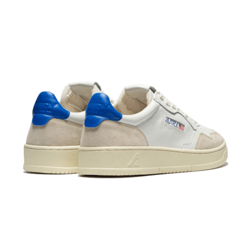 AUTRY Medalist Leather Suede Low White Light Blue AUTRY Medalist Leather Suede Low White Light Blue