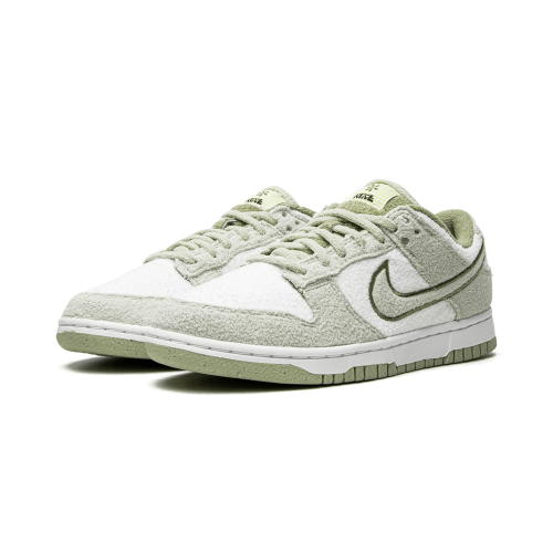 Nike Dunk Low SE Fleece Green Nike Dunk Low SE Fleece Green