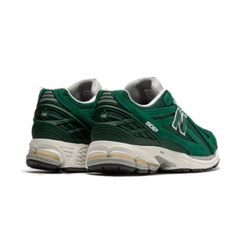 New Balance 1906R Green Suede Metallic Silver New Balance 1906R Green Suede Metallic Silver