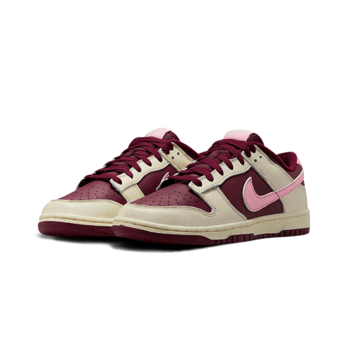 Nike Dunk Low Retro PRM Valentine's Day (2023) Nike Dunk Low Retro PRM Valentine's Day (2023)