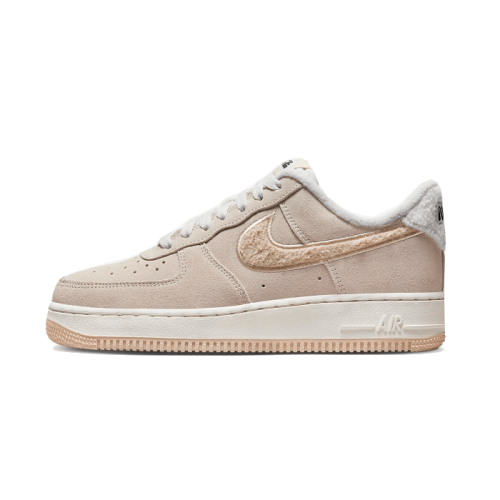 Nike Air Force 1 Low ‘07 SE Sanddrift Gum Fleece Nike Air Force 1 Low ‘07 SE Sanddrift Gum Fleece